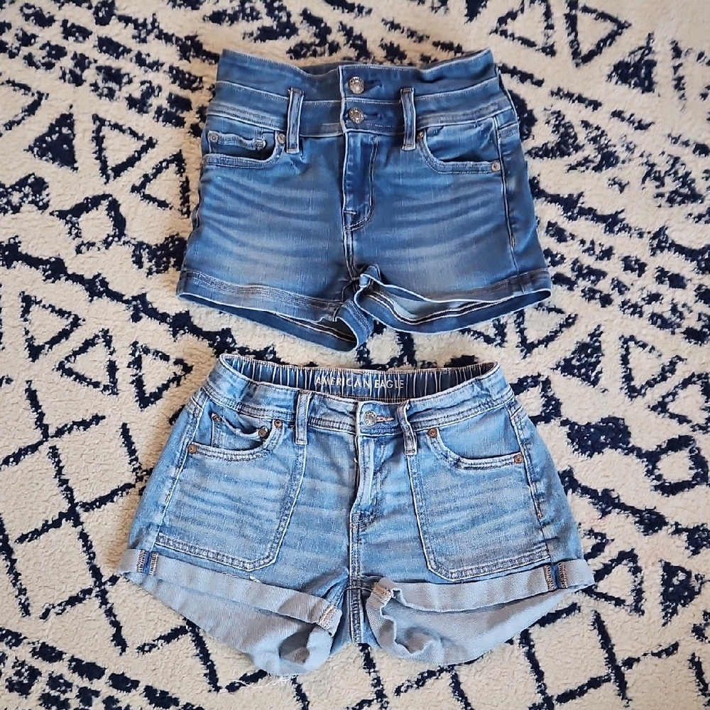 BUNDLE OF 2: Sz 000 AE Denim Shorts